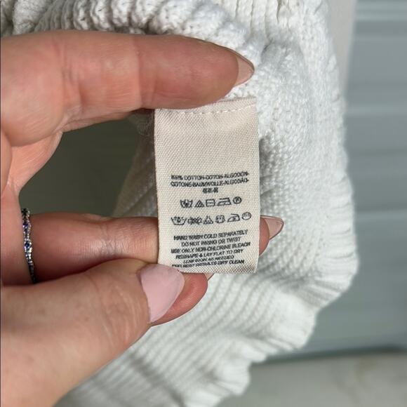 Free People Women’s Cream Oversized V-Neck Sweater XS - Picture 3 of 6